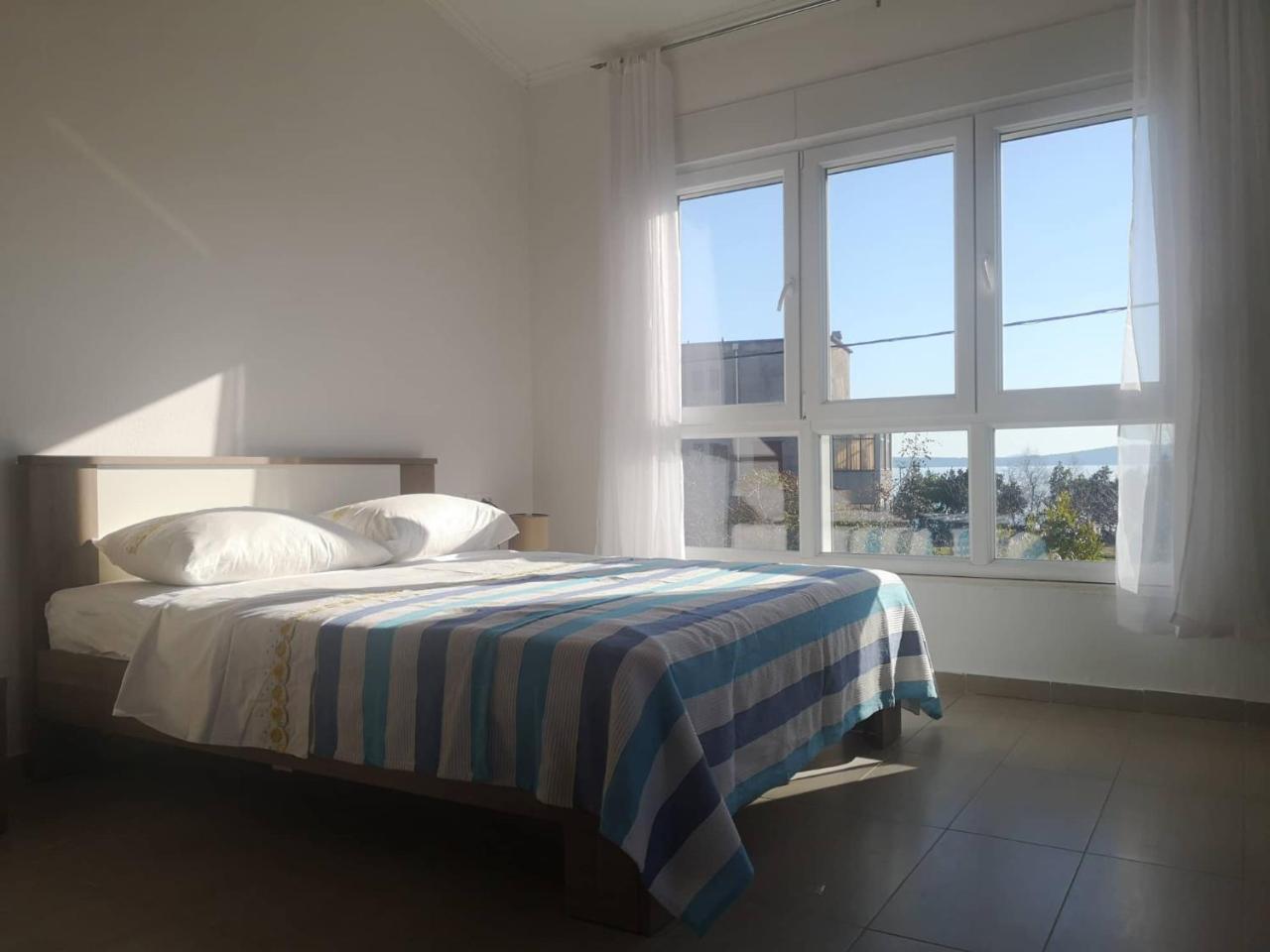 Sun Apartments Каштела Екстер'єр фото